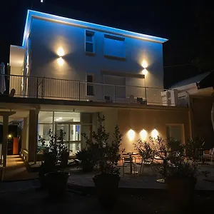 Acquaviva Experience Nocleg ze śniadaniem