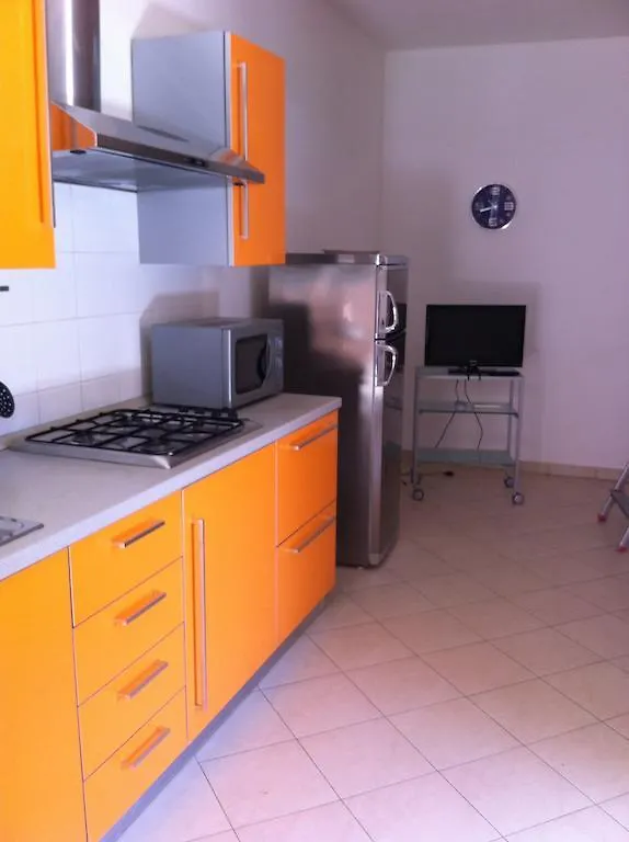 Residence Villa Hedy San Vincenzo Aparthotel